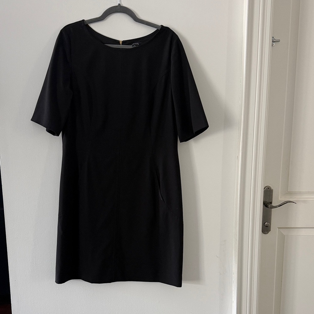 Tahari Elegant Black Dress